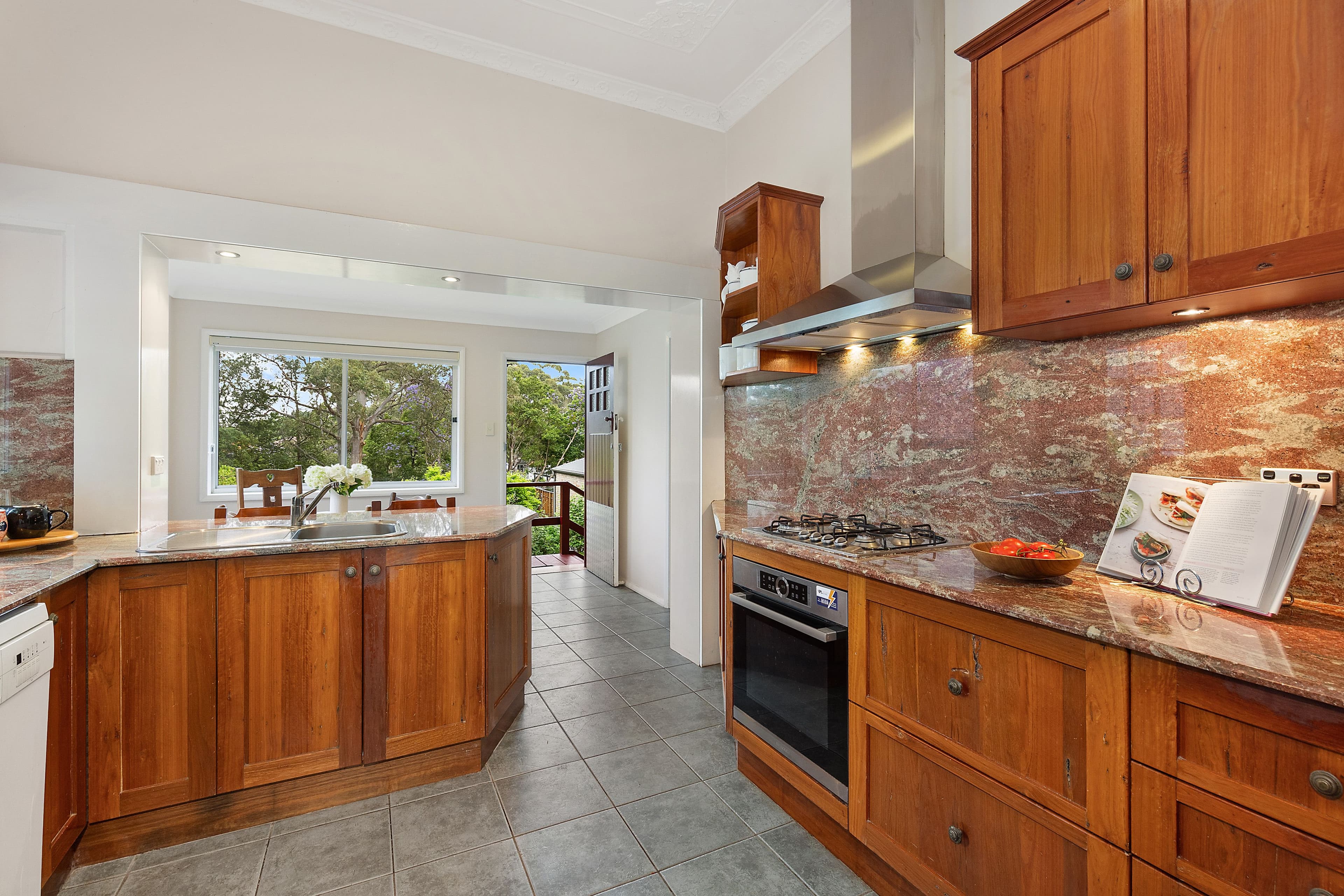 6 Grassmere Road, Killara NSW 2071, Killara - Thumbnail 4