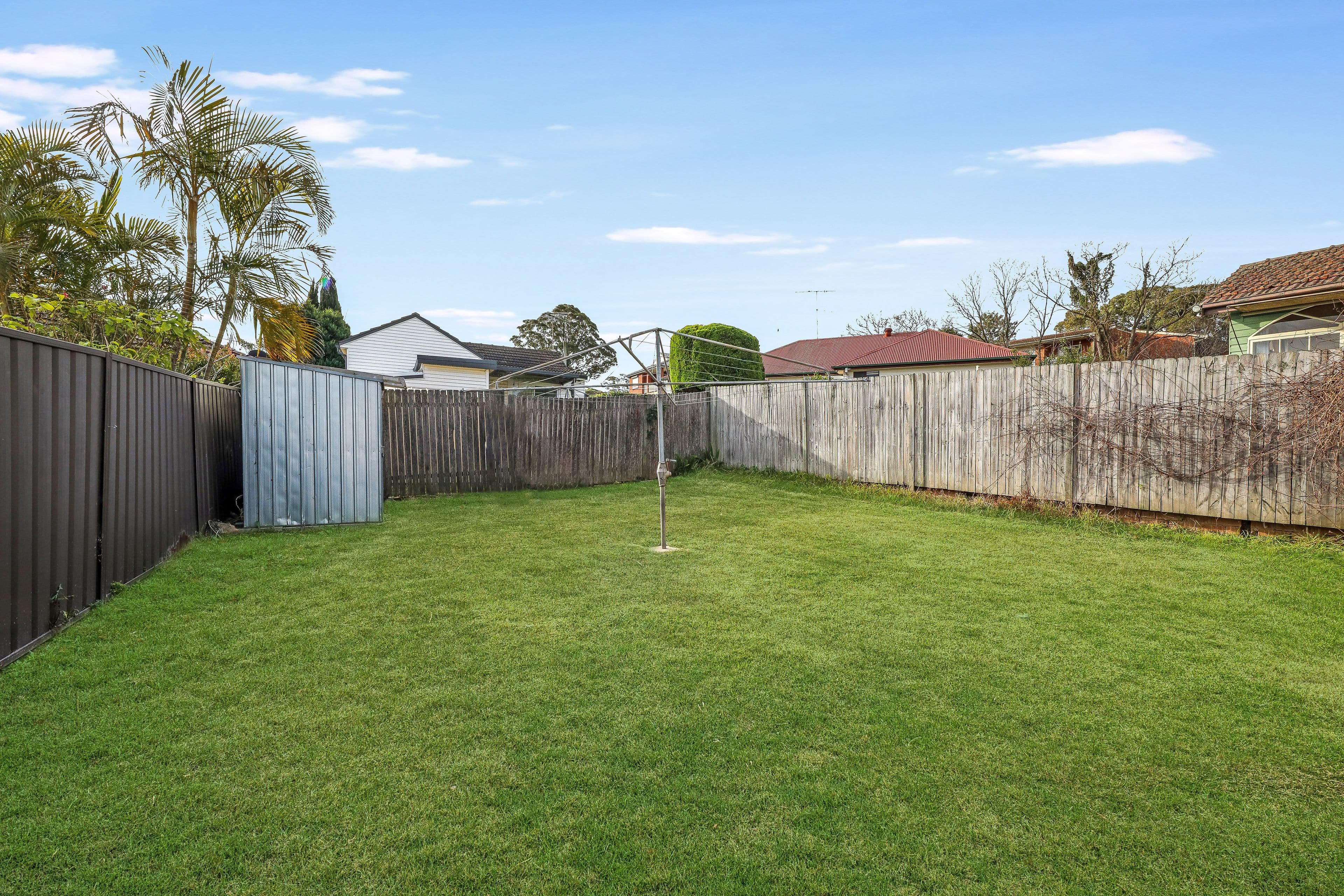 4 Pineview Avenue, Roselands NSW 2196, Roselands - Thumbnail 8