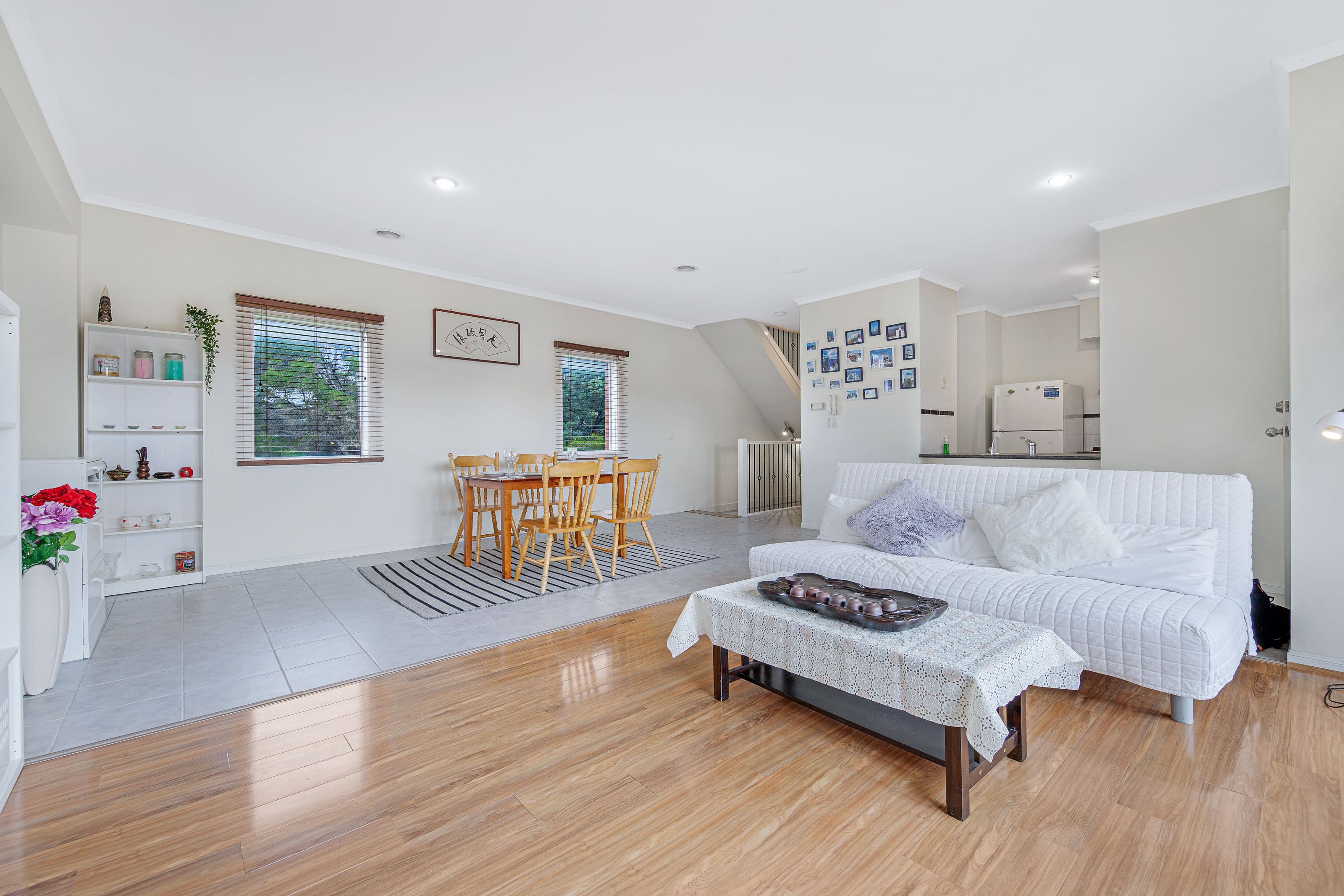 22 Tulloch Grove, Glen Waverley VIC 3150, Glen Waverley - Thumbnail 3