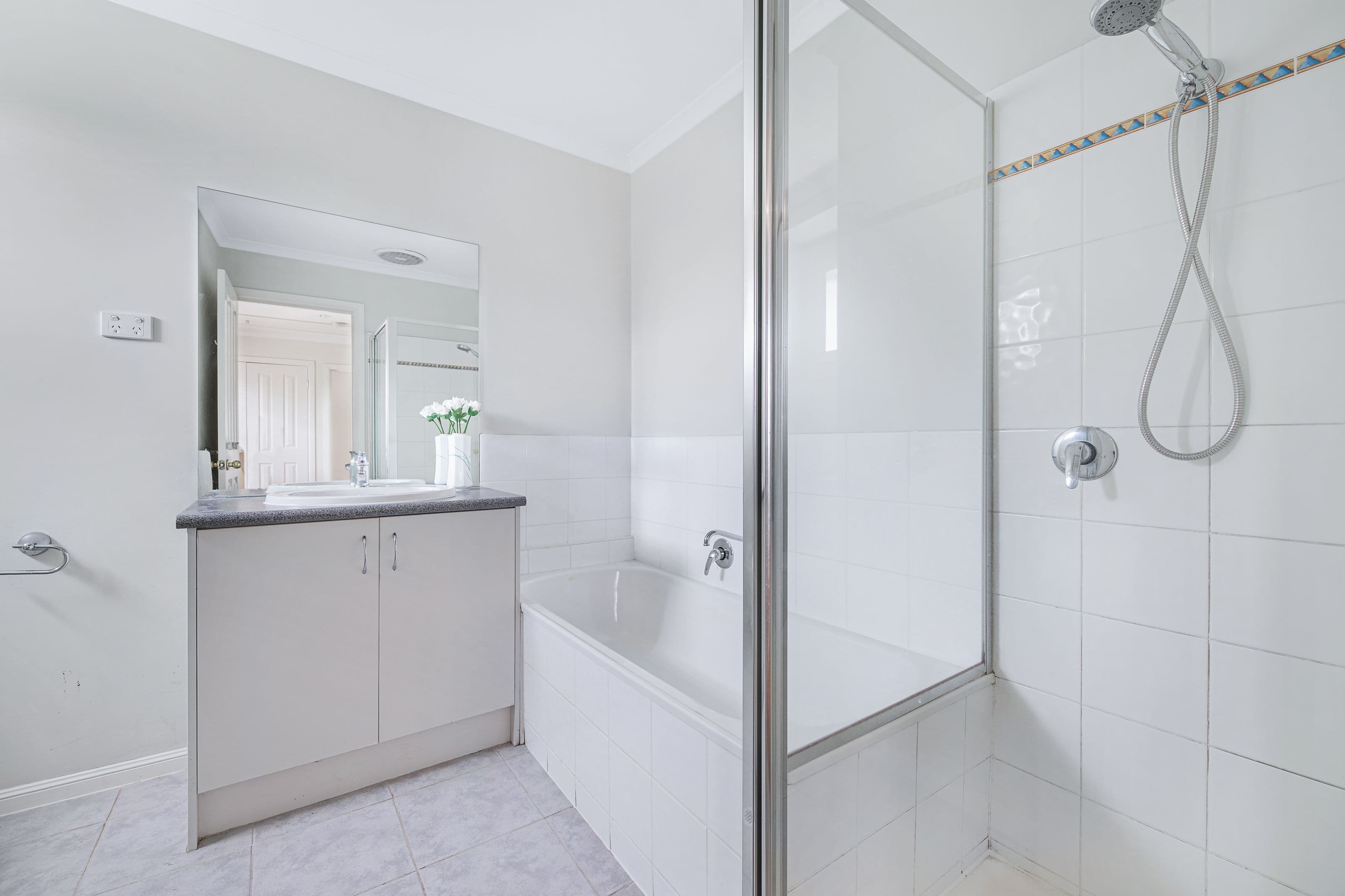 22 Tulloch Grove, Glen Waverley VIC 3150, Glen Waverley - Thumbnail 8