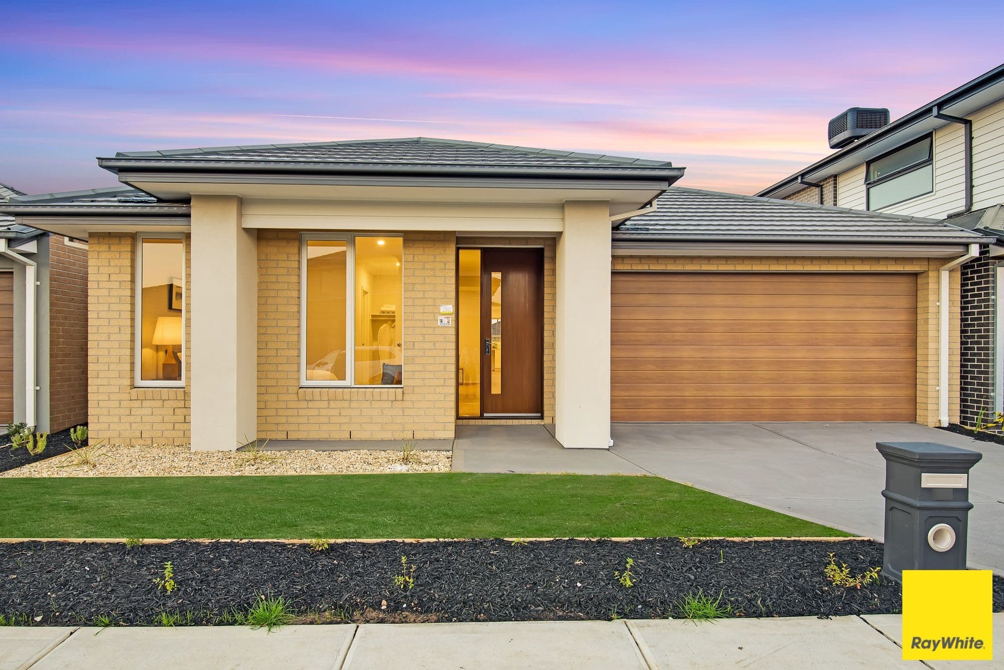 5 Nutmeg Avenue, Mickleham VIC 3064, Mickleham - Image 1