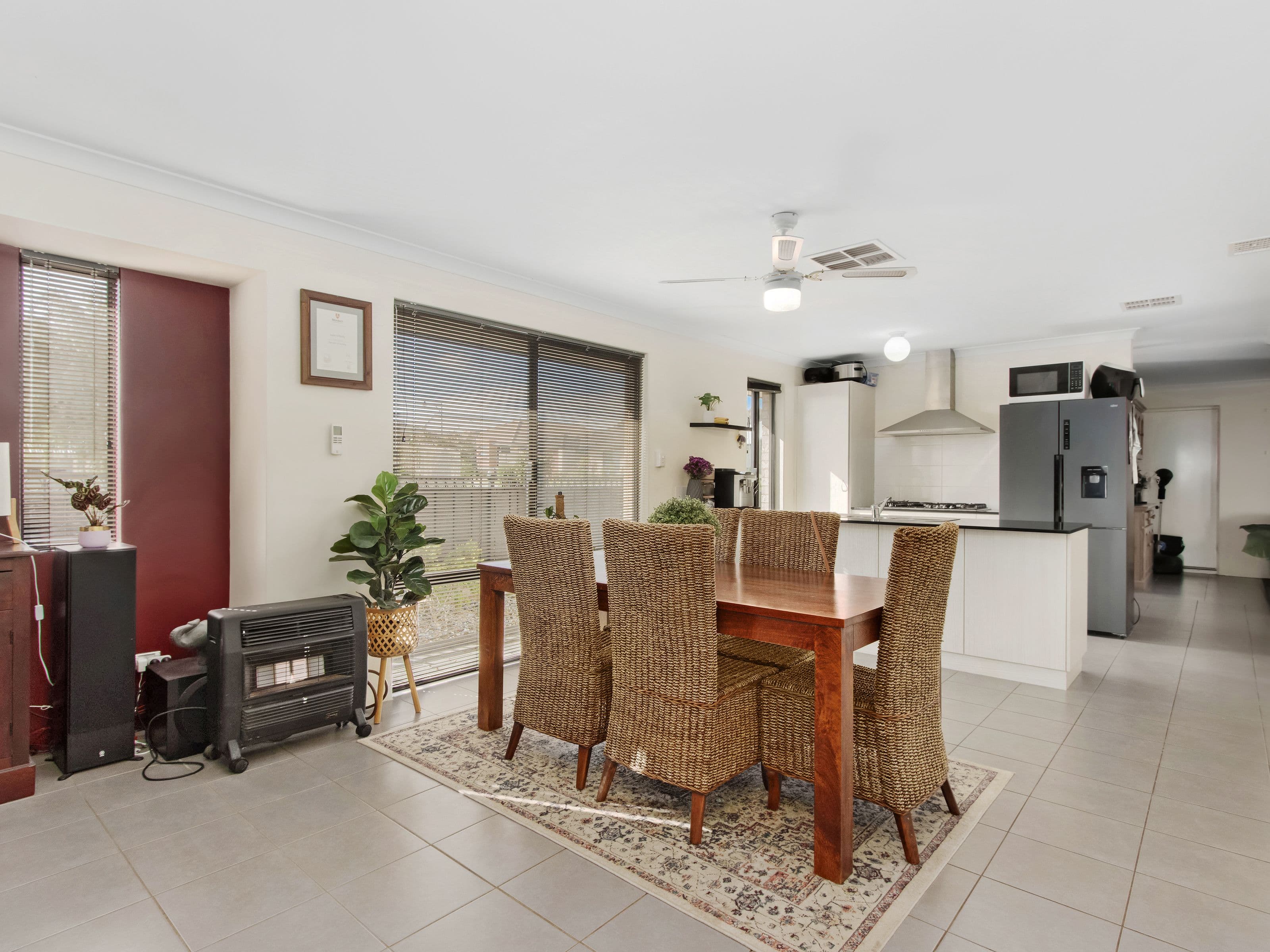 6 Parakeet Bend, Baldivis WA 6171, Baldivis - Thumbnail 4
