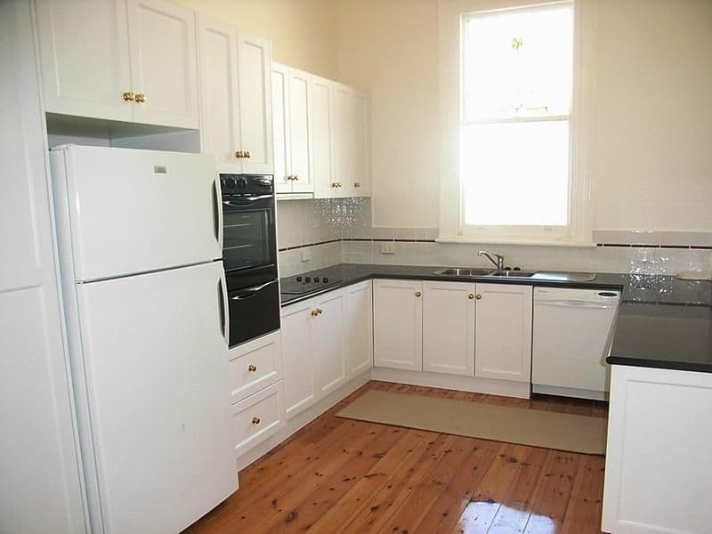 20 Dickson Street, ECHUCA VIC 3564, Echuca - Thumbnail 3