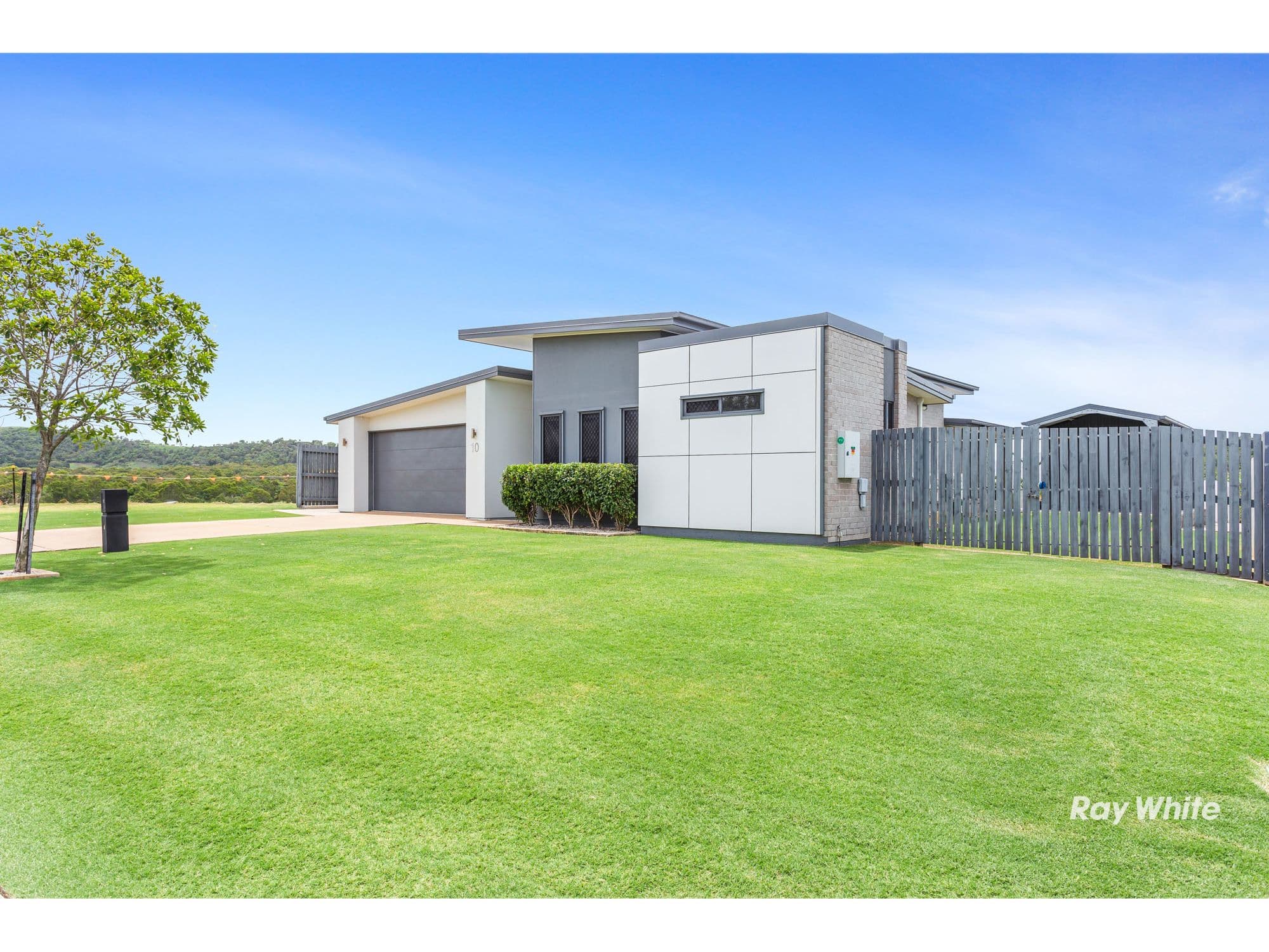 10 Peel Street, Taroomball QLD 4703, Taroomball - Image 1