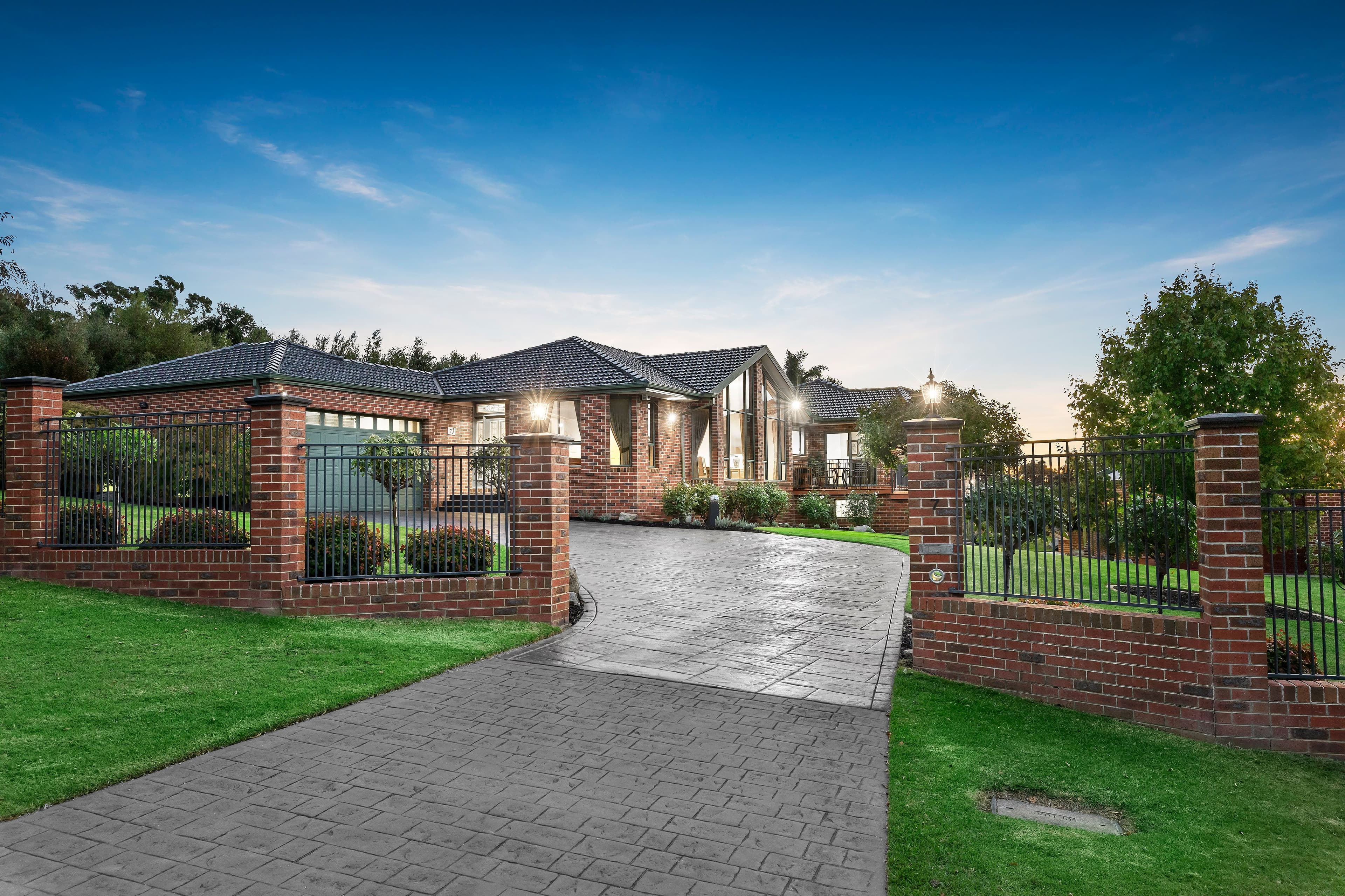 7 Birchbank Close, Lysterfield South VIC 3156, Lysterfield South - Thumbnail 2