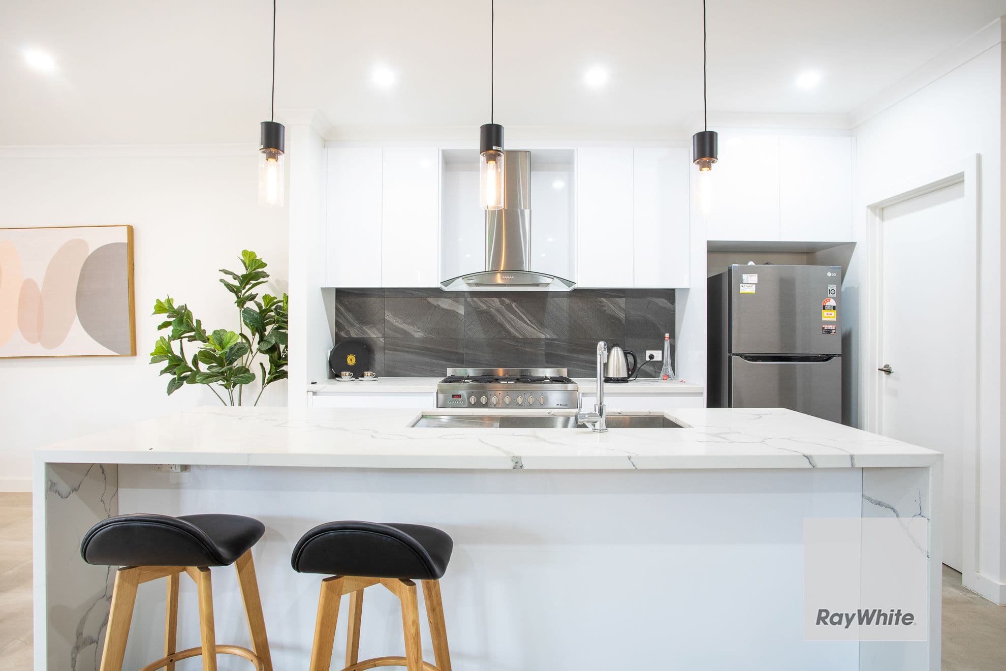 23 Pienza Road, FRASER RISE VIC 3336, Fraser Rise - Thumbnail 2