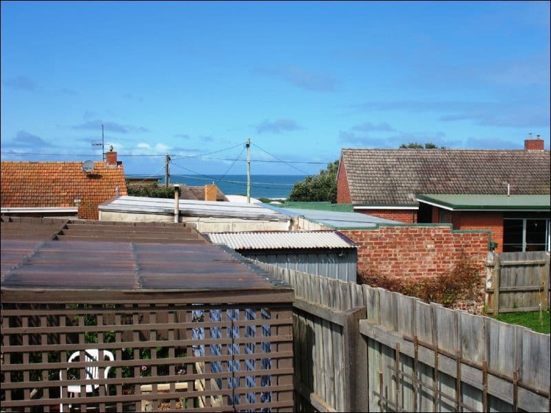 13 Wattle Grove, WARRNAMBOOL VIC 3280, Warrnambool - Thumbnail 2