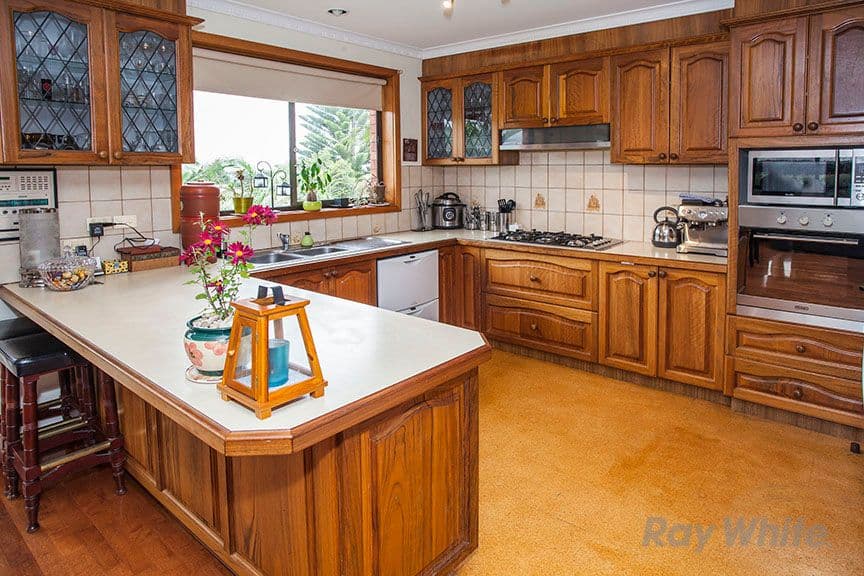 16 Brandon Court, Endeavour Hills VIC 3802, Endeavour Hills - Thumbnail 5
