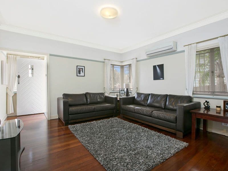 46 Albert Street, Holland Park West QLD 4121, Holland Park West - Thumbnail 2