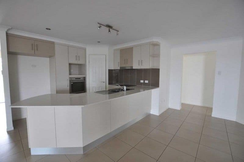 21 Mulcahy Crescent, EIMEO QLD 4740, Eimeo - Thumbnail 2