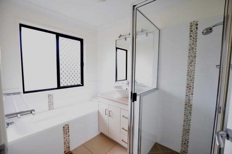 21 Mulcahy Crescent, EIMEO QLD 4740, Eimeo - Thumbnail 4