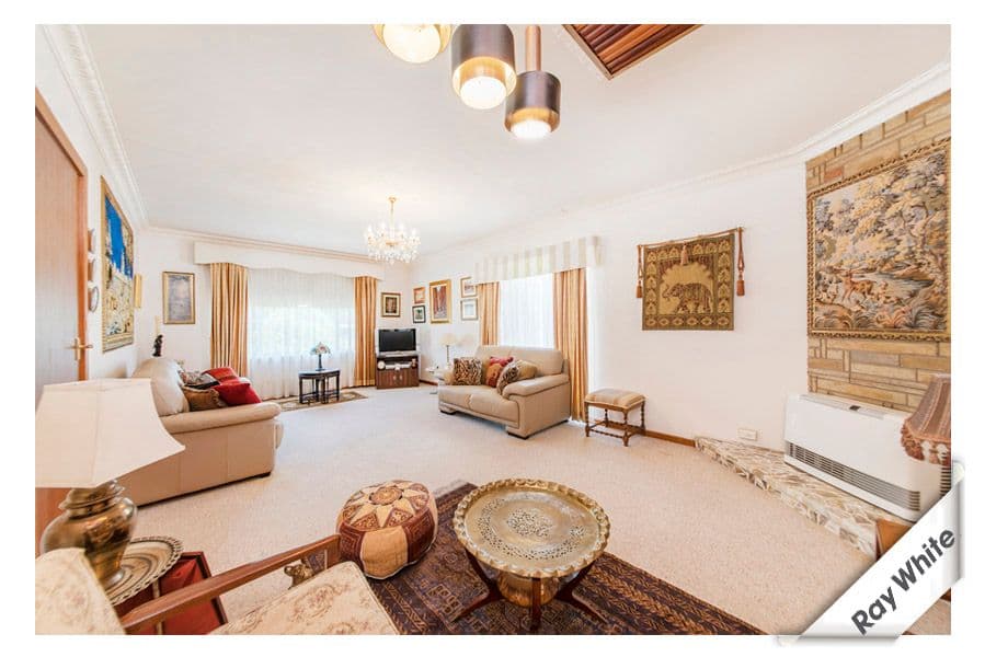 1 Breden Place, Queanbeyan NSW 2620, Queanbeyan - Thumbnail 2