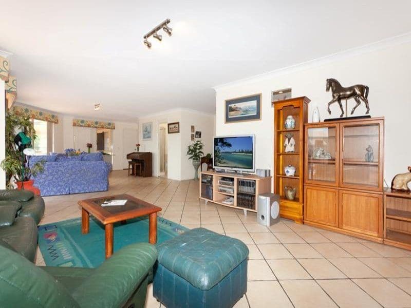 217 Markeri Street, MERMAID WATERS QLD 4218, Mermaid Waters - Thumbnail 4
