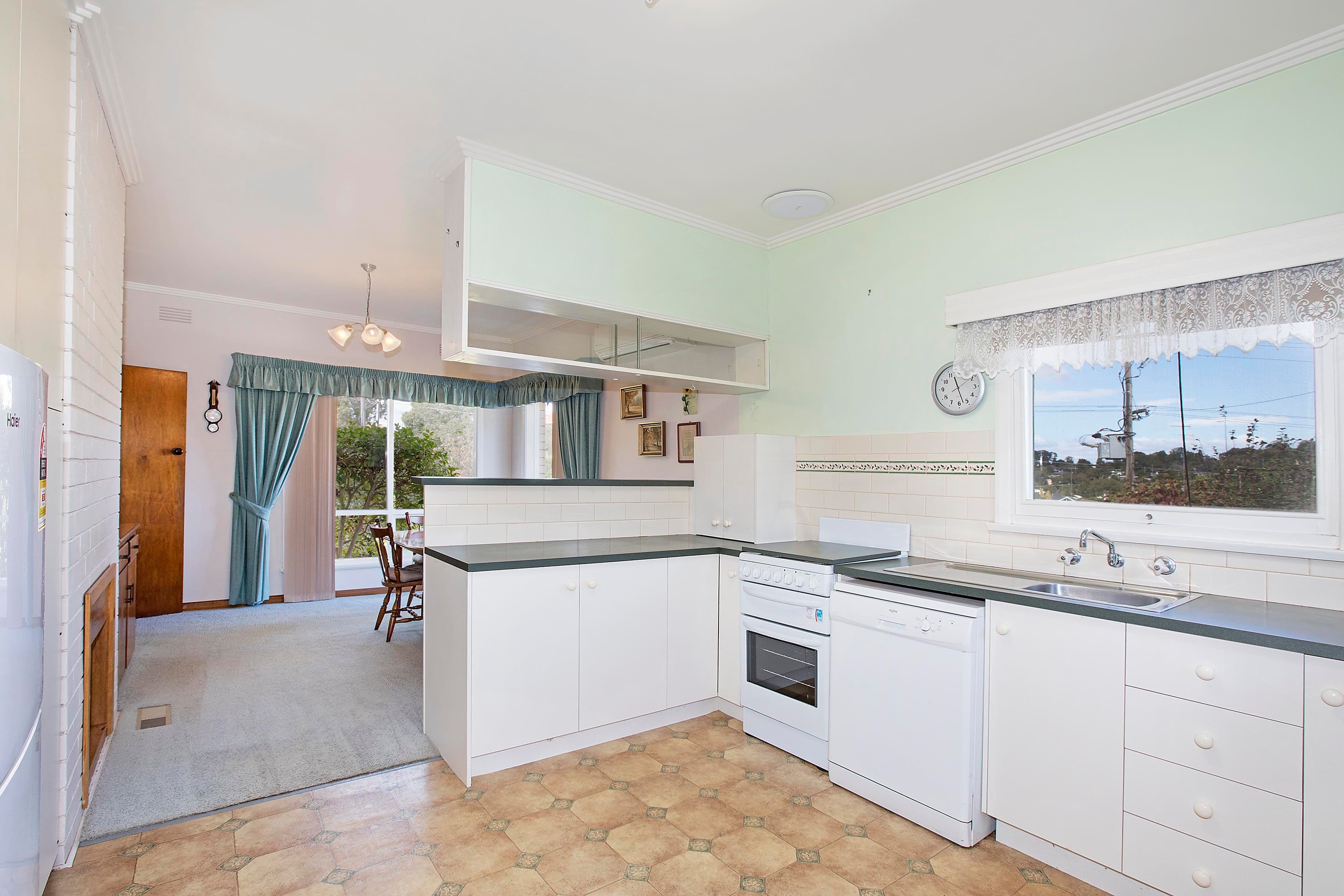 246 Mt Pleasant Road, Highton VIC 3216, Highton - Thumbnail 6