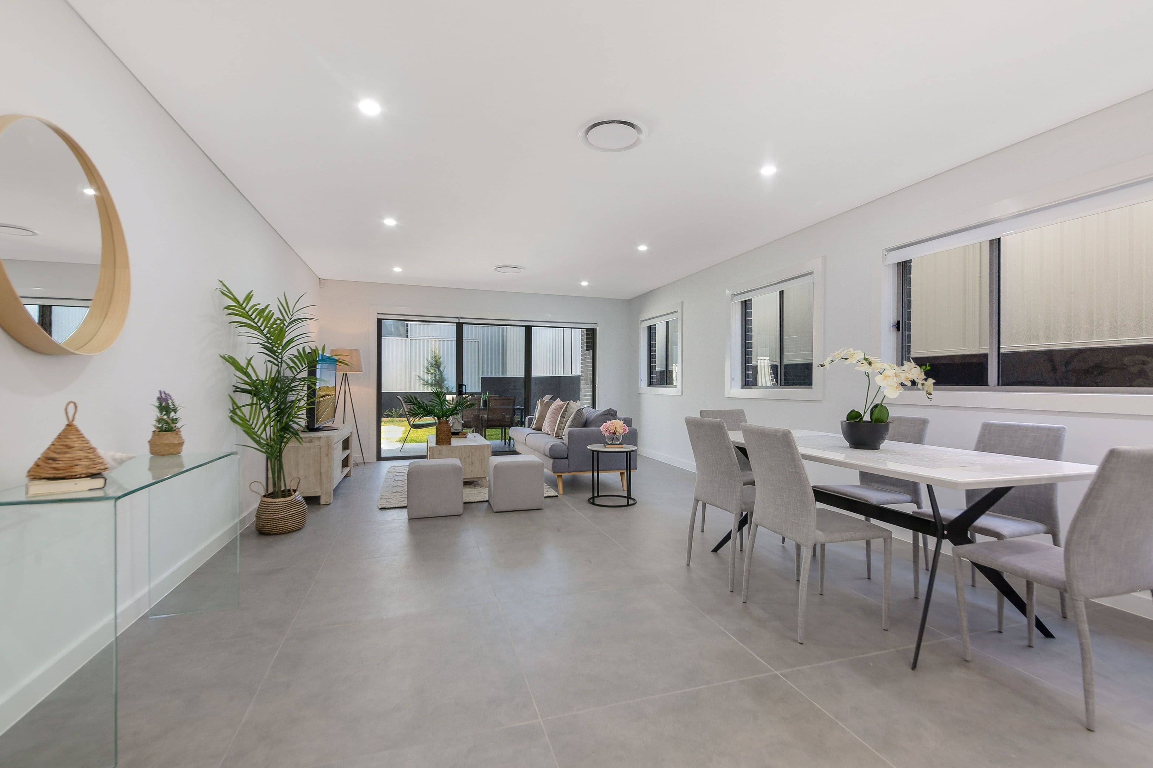 2/292-294 Edgar Street, Condell Park NSW 2200, Condell Park - Thumbnail 3