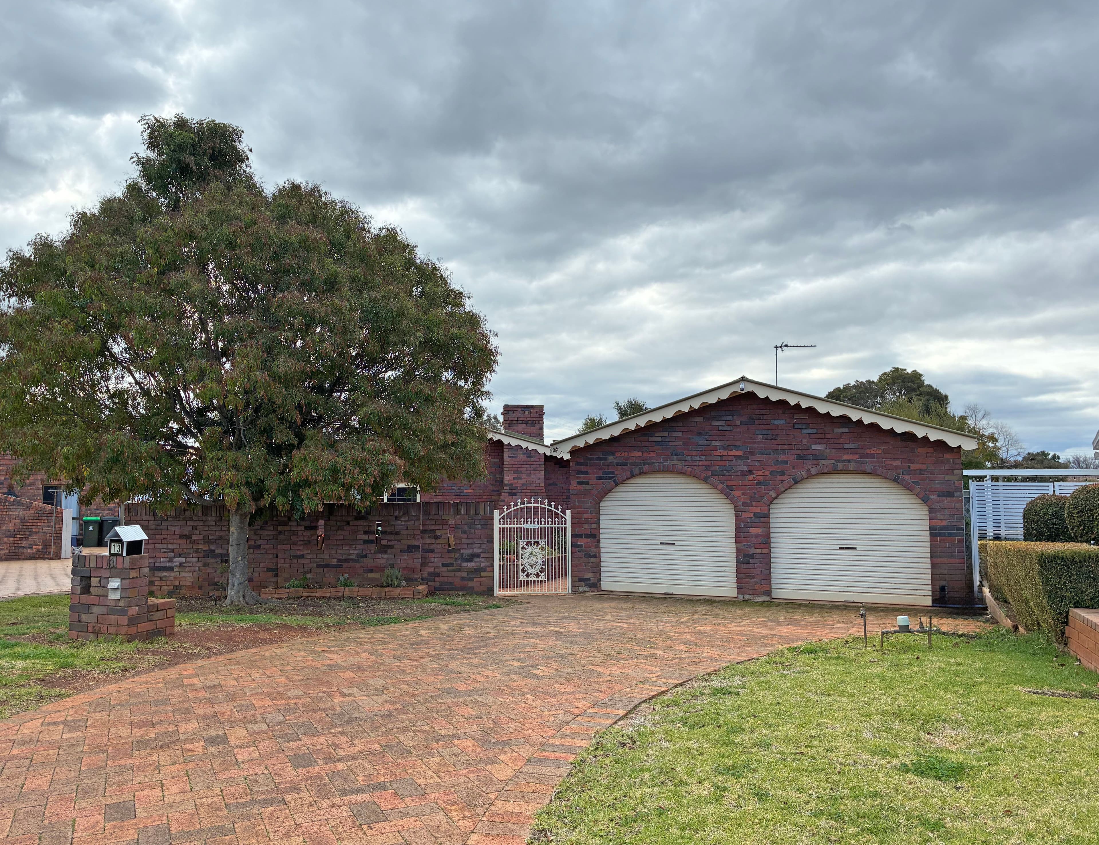 13 Balmoral Place, Dubbo NSW 2830, Dubbo - Thumbnail 2
