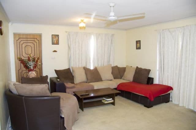 2 Turra Court, MOUNT LOUISA QLD 4814, Mount Louisa - Thumbnail 2