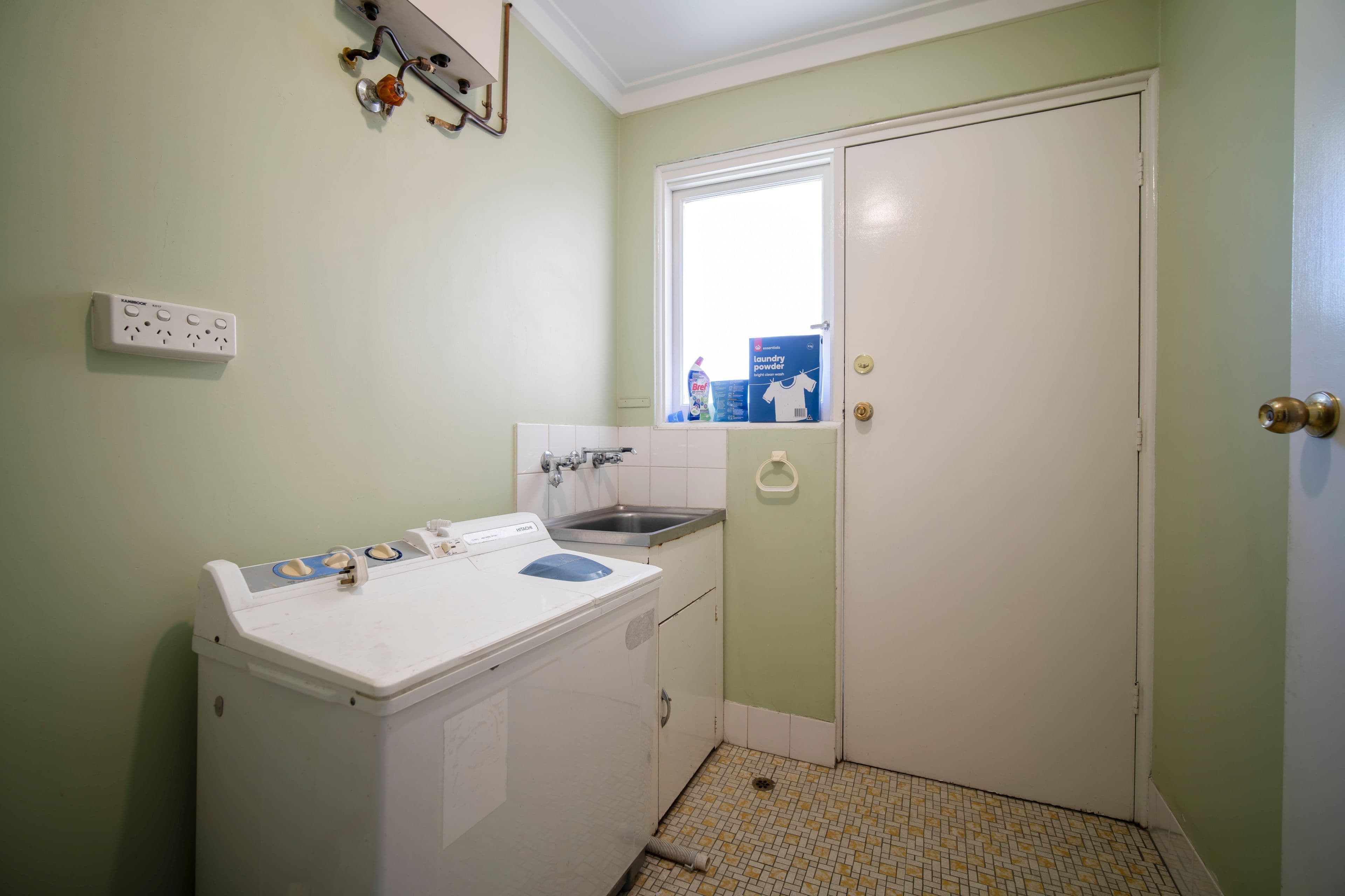 377a Belmont Avenue, Cloverdale WA 6105, Cloverdale - Thumbnail 7