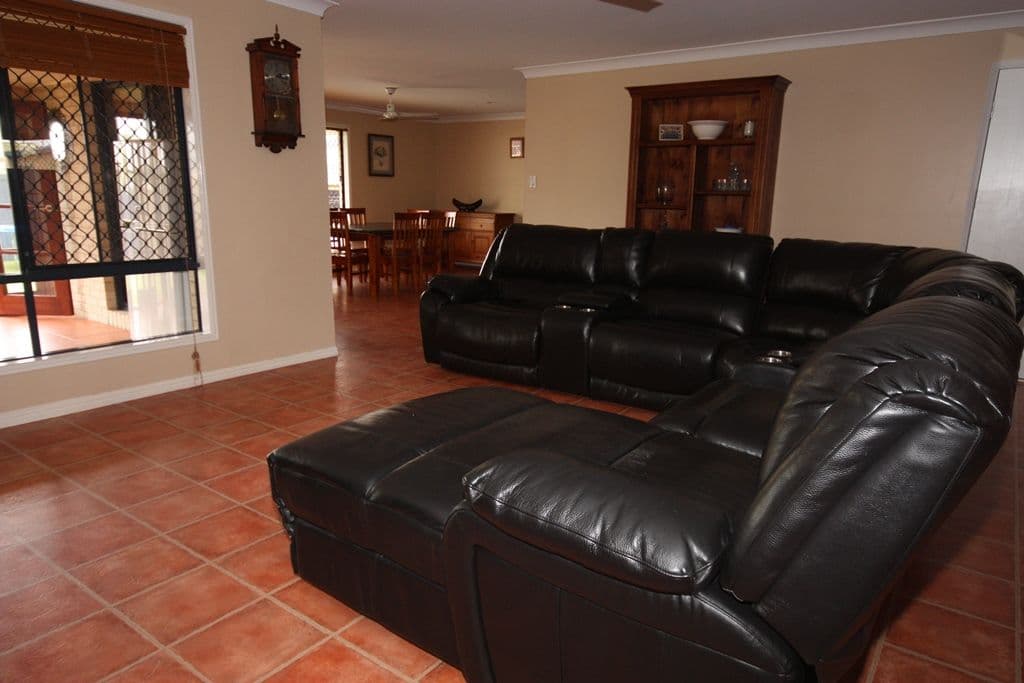 32 Woolein cresent, BILOELA QLD 4715, Biloela - Thumbnail 6