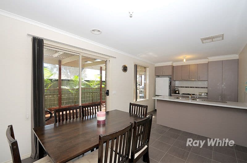 77 Calais Circuit, CRANBOURNE VIC 3977, Cranbourne West - Thumbnail 3
