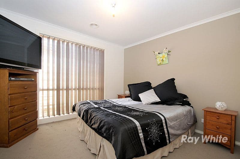 77 Calais Circuit, CRANBOURNE VIC 3977, Cranbourne West - Thumbnail 7