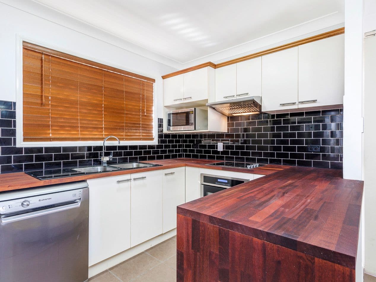 15 Ridge Street, Greenslopes QLD 4120, Greenslopes - Thumbnail 2