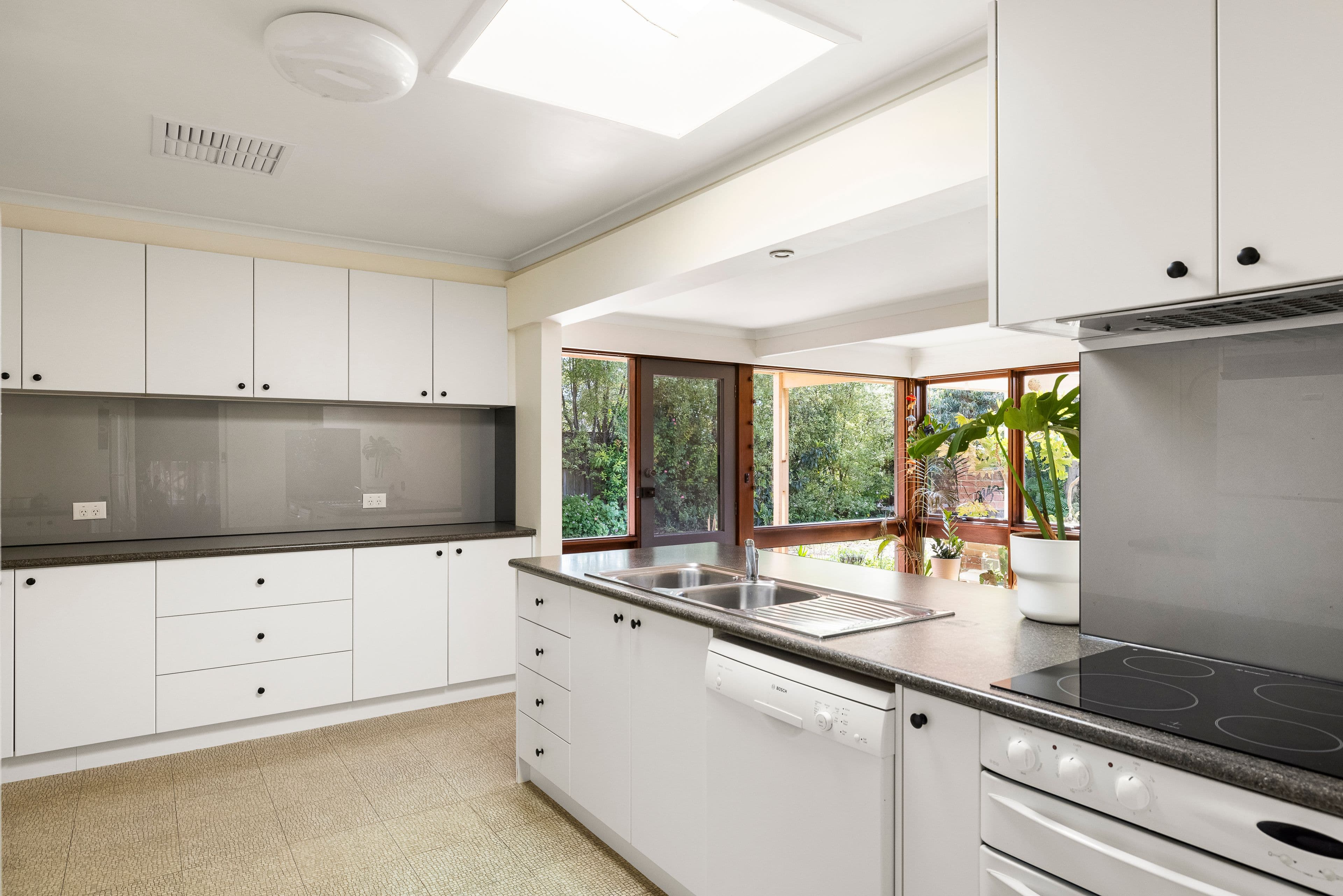 65 Bethanga Street, Mount Eliza VIC 3930, Mount Eliza - Thumbnail 5