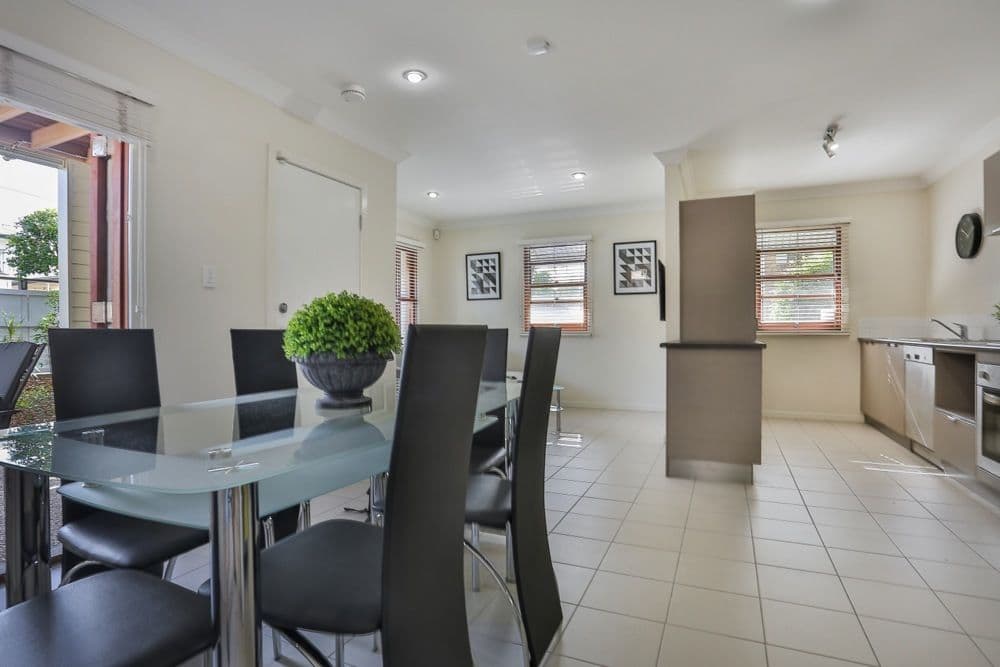 59 Vallely Street, Annerley QLD 4103, Annerley - Thumbnail 2