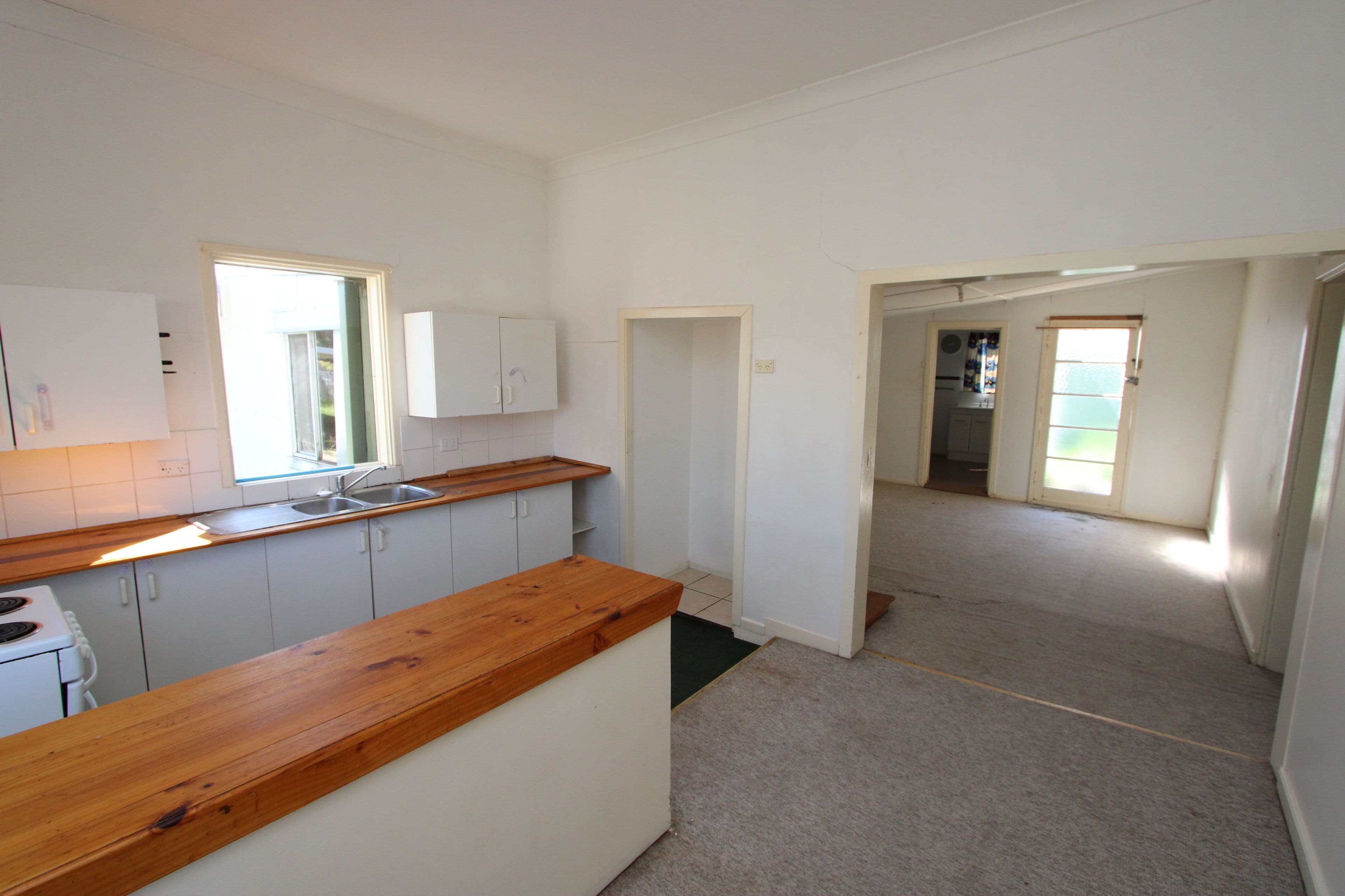 16 Chester Street, Inverell - Thumbnail 6