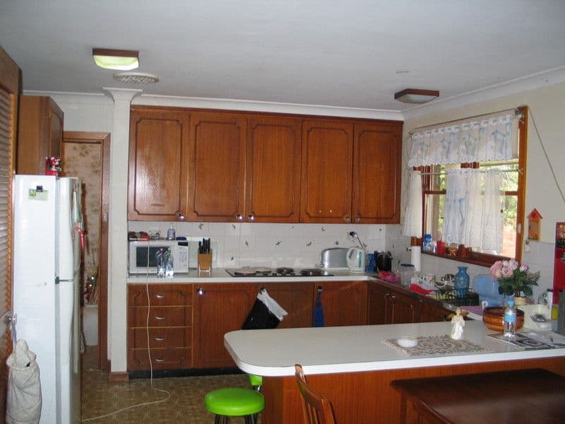4 Hoddle Avenue, GOULBURN NSW 2580, Goulburn - Thumbnail 2