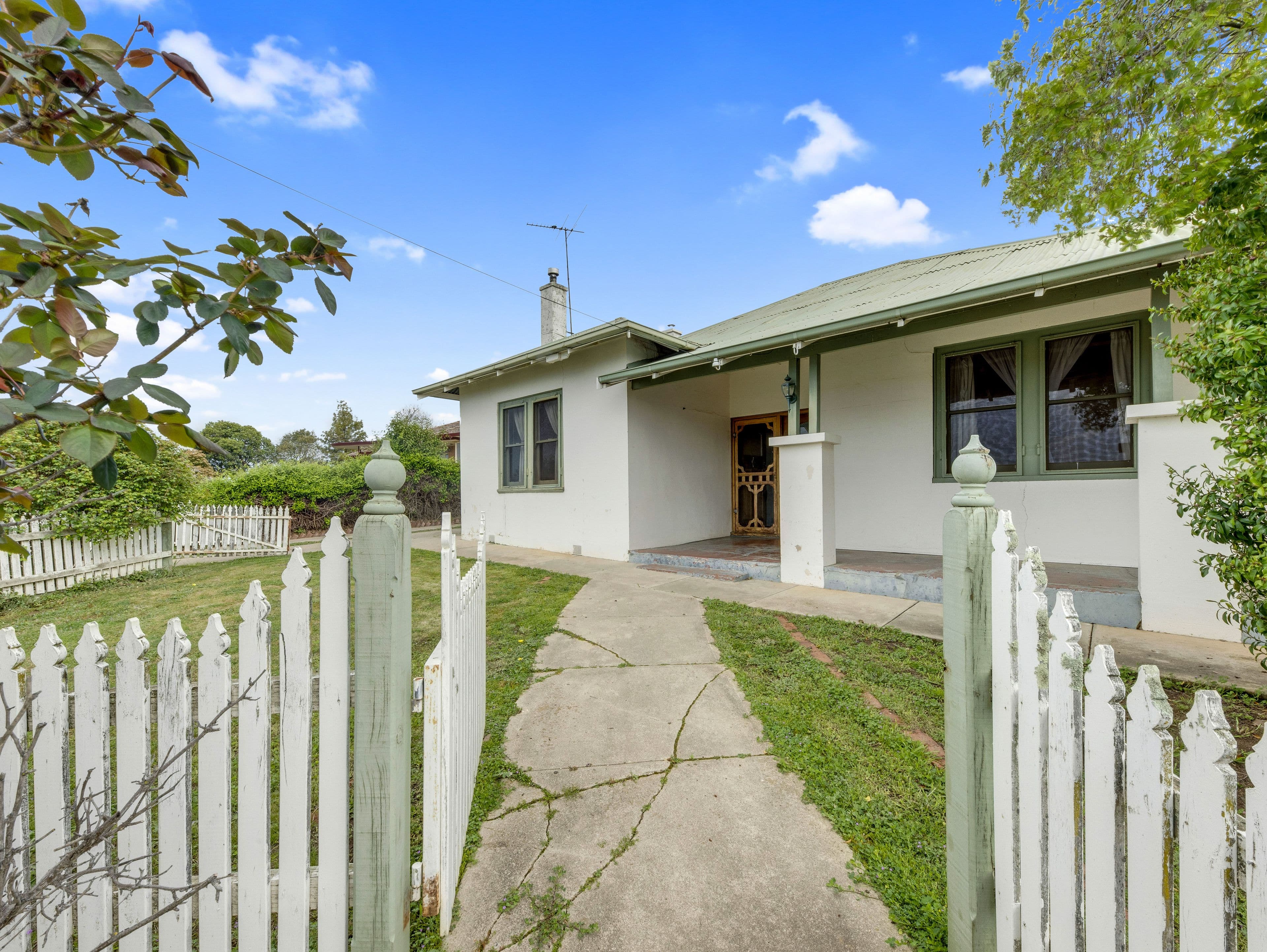 33 Meehan Street, Rutherglen VIC 3685, Rutherglen - Image 1