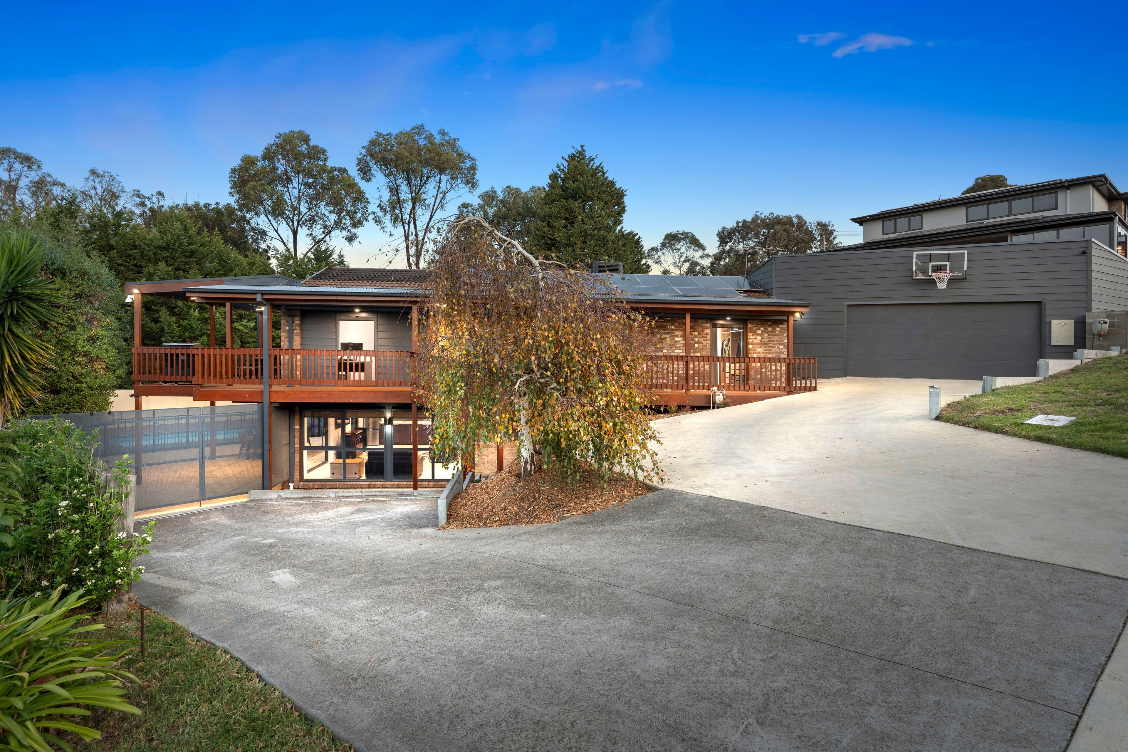 83 Oronsay Crescent, Diamond Creek VIC 3089, Diamond Creek - Thumbnail 2