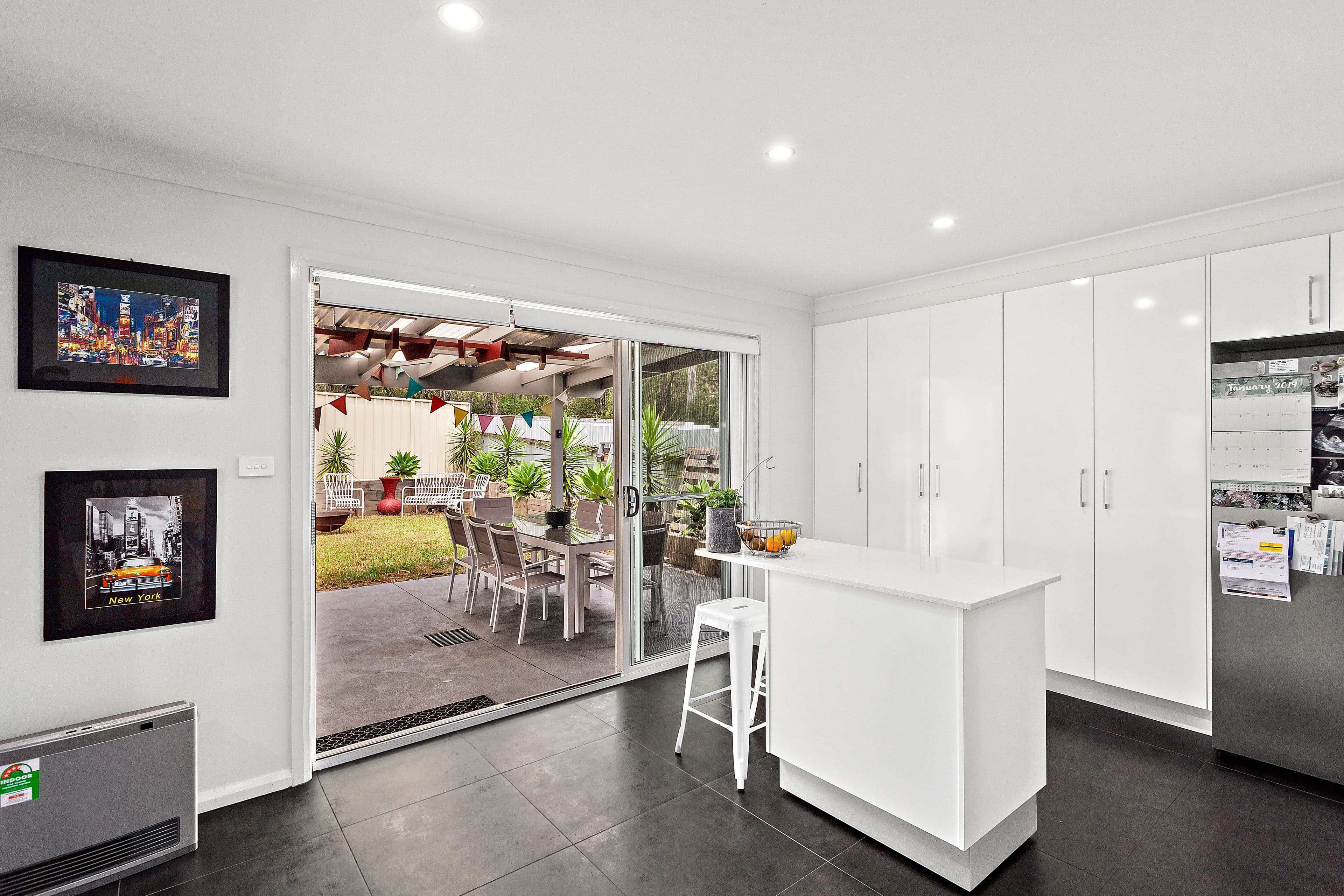 92 Lake Entrance Road, Oak Flats - Thumbnail 3