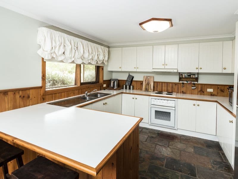 140 High Road, Murchison VIC 3610, Murchison East - Thumbnail 2