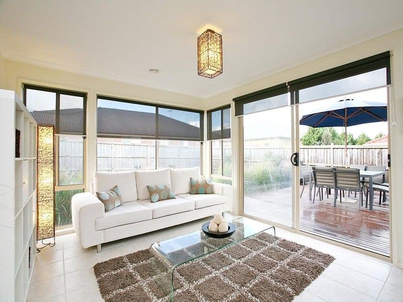 102 Robinswood Parade, NARRE WARREN SOUTH VIC 3805, Narre Warren South - Thumbnail 5