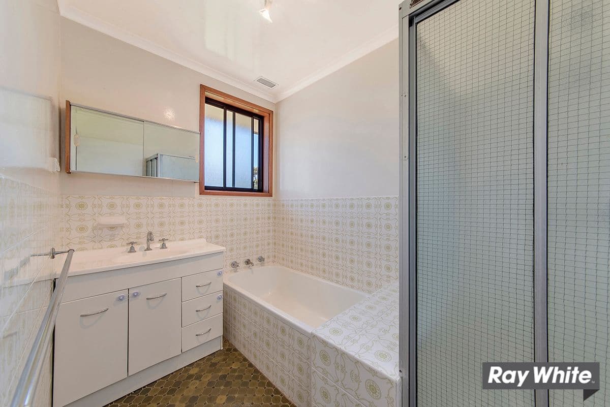 43 Solomon Crescent, Latham ACT 2615, Latham - Thumbnail 8