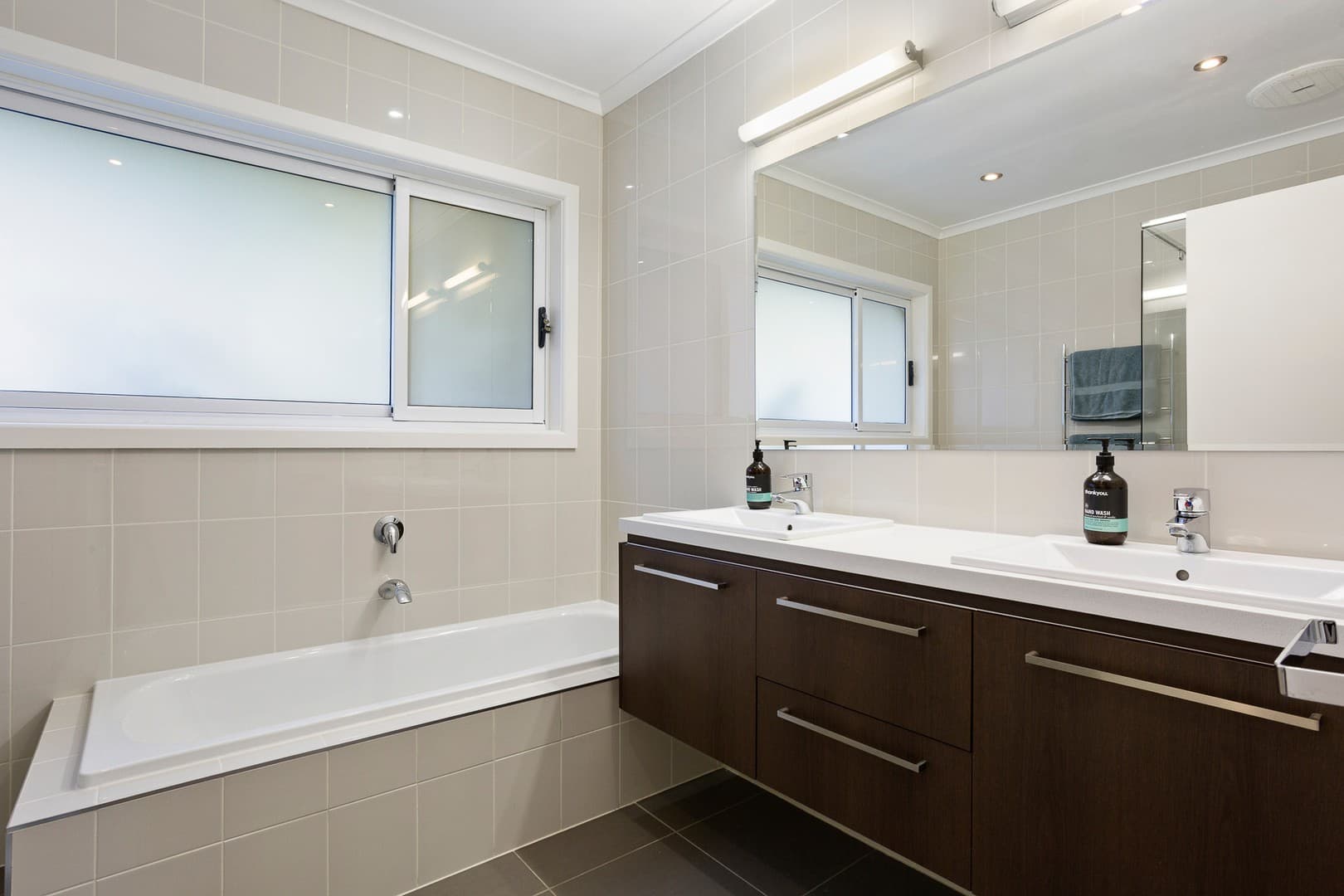 8 Ernst Street, Doncaster, VIC 3108, Doncaster - Thumbnail 6