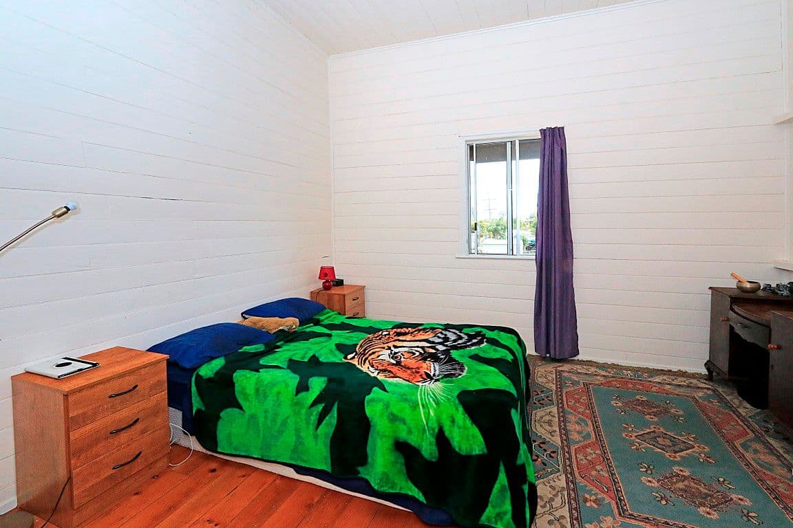 8 Thackeray Street, PARK AVENUE QLD 4701, Park Avenue - Thumbnail 8