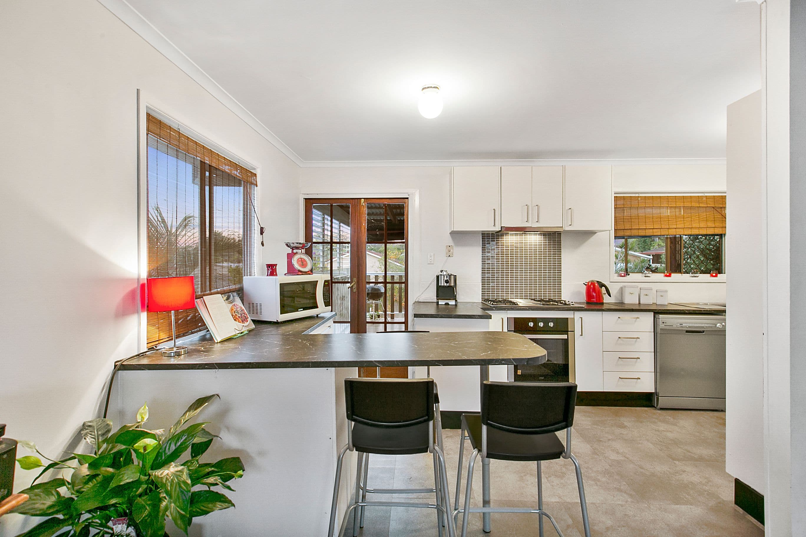 25 Kennedy Drive, Capalaba QLD 4157, Capalaba - Thumbnail 7
