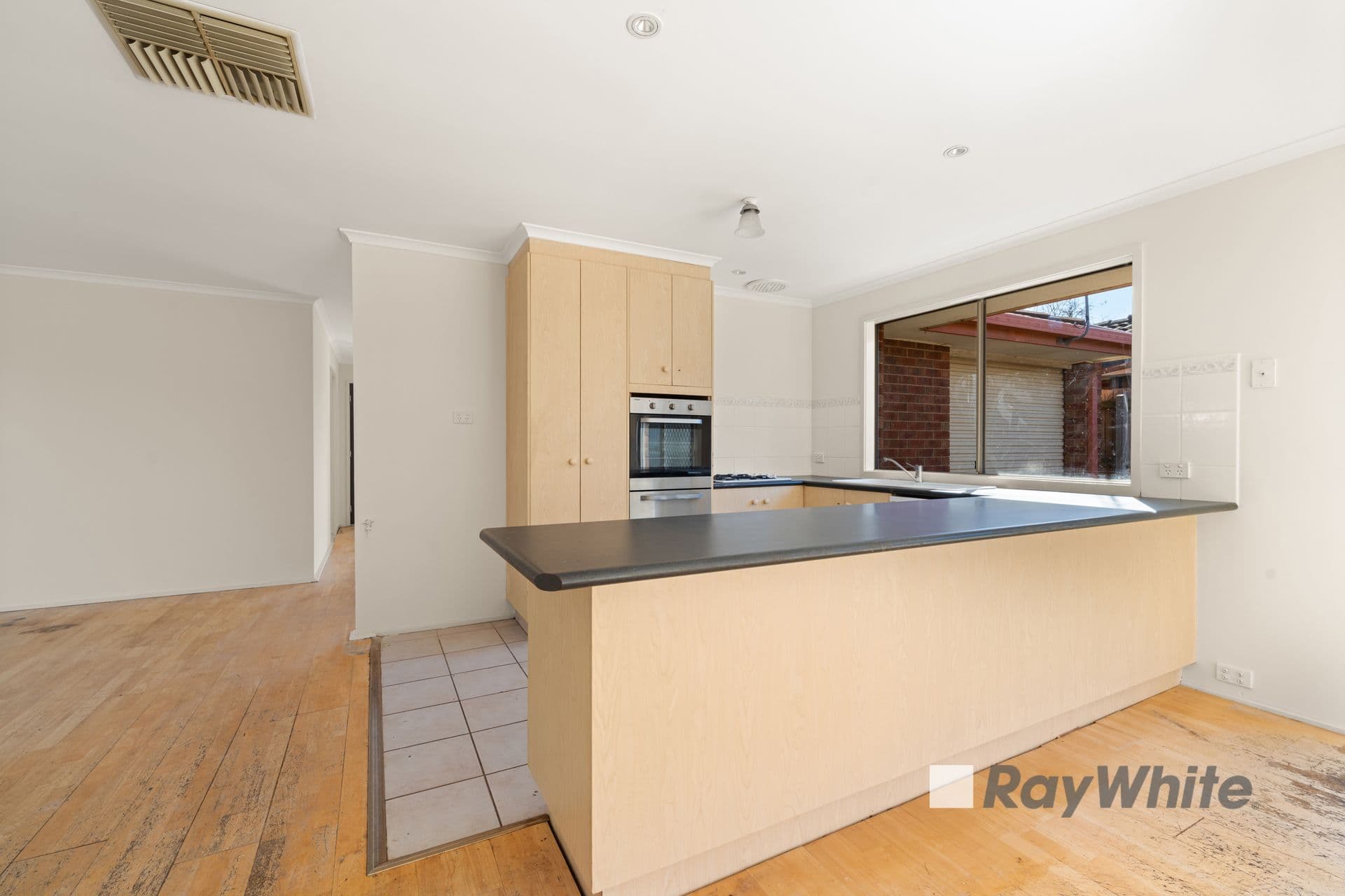 6 William Clarke Wynd, Narre Warren South VIC 3805, Narre Warren South - Thumbnail 2