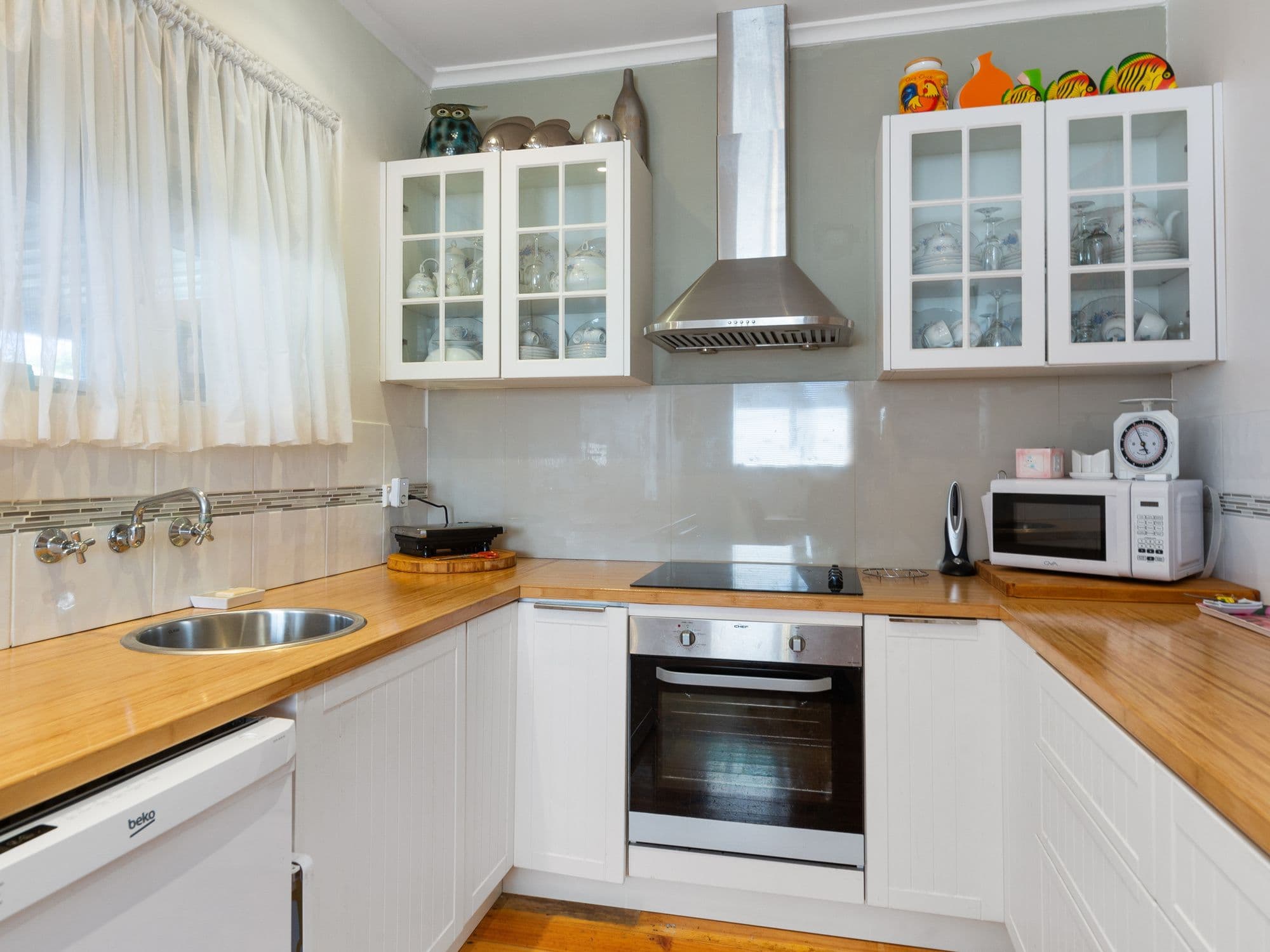 18 Jennifer Drive, Morphett Vale SA 5162, Morphett Vale - Thumbnail 2