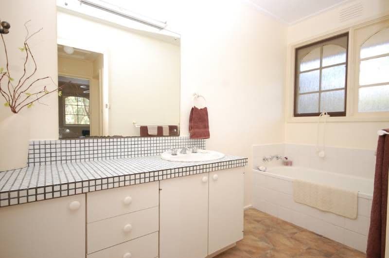 11 Seymour Street, SEVILLE VIC 3139, Seville - Thumbnail 6