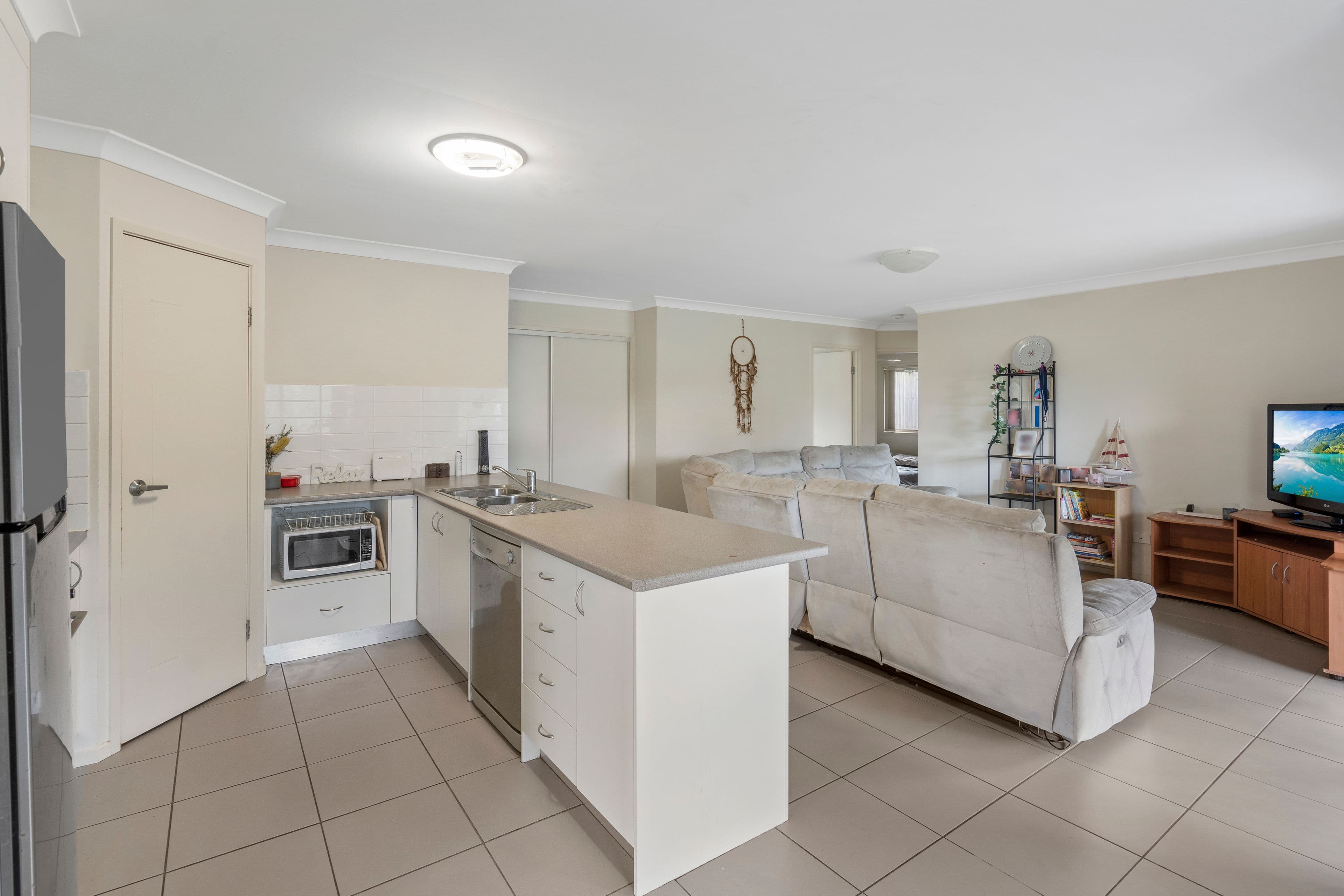1 Barcombe Drive, Berrinba QLD 4117, Berrinba - Thumbnail 5