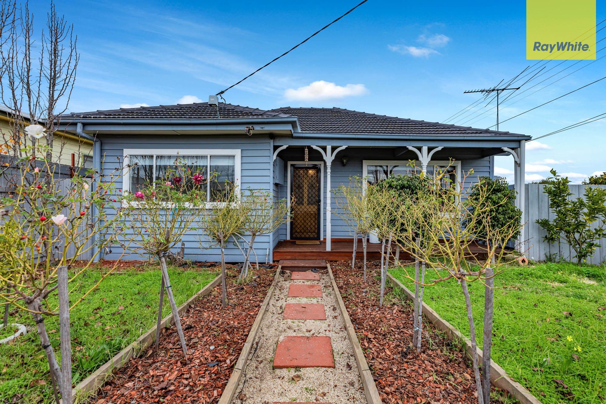 15 Disraeli Street, St Albans VIC 3021, St Albans - Image 1