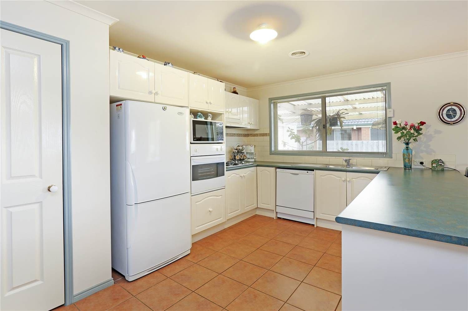 27-28 Sparrow Court, LARA VIC 3212, Lara - Thumbnail 4
