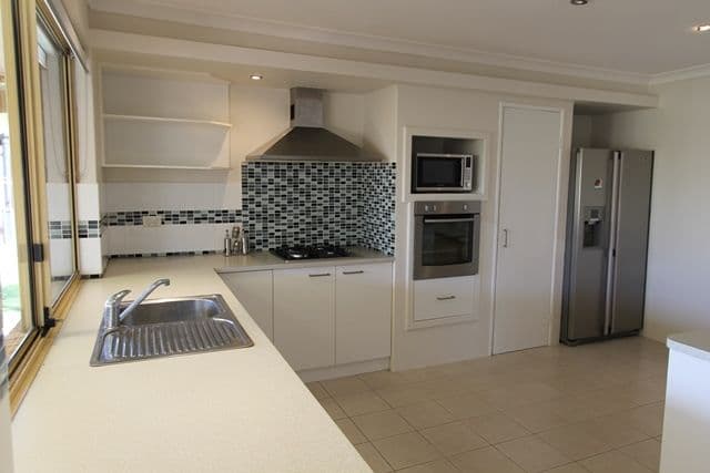 31 Arrowsmith Rise, MARANGAROO WA 6064, Marangaroo - Thumbnail 2