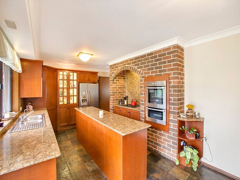1 Honeyeater Place, WORONORA HEIGHTS NSW 2233, Woronora Heights - Thumbnail 3