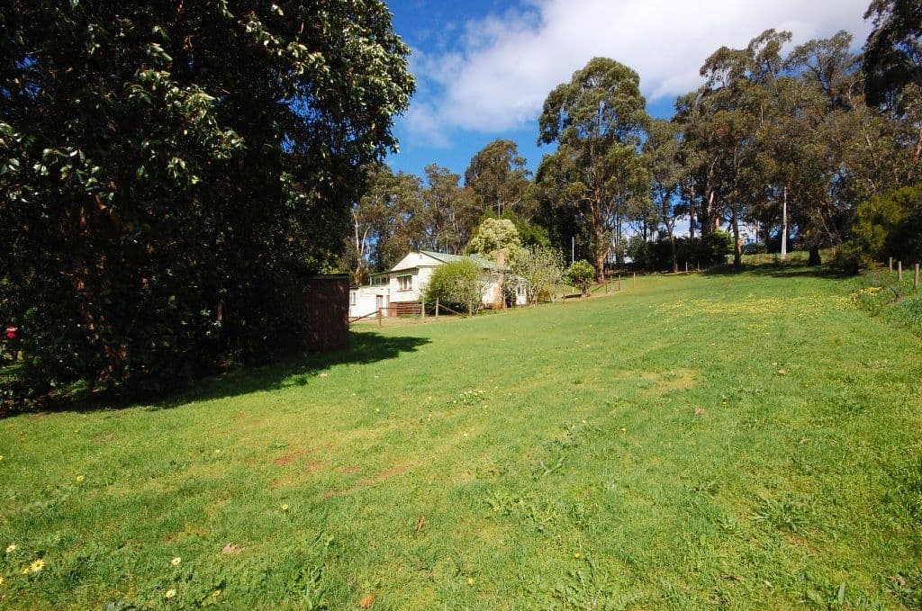 31 The Wridgeway, MOUNT EVELYN VIC 3796, Mount Evelyn - Thumbnail 2