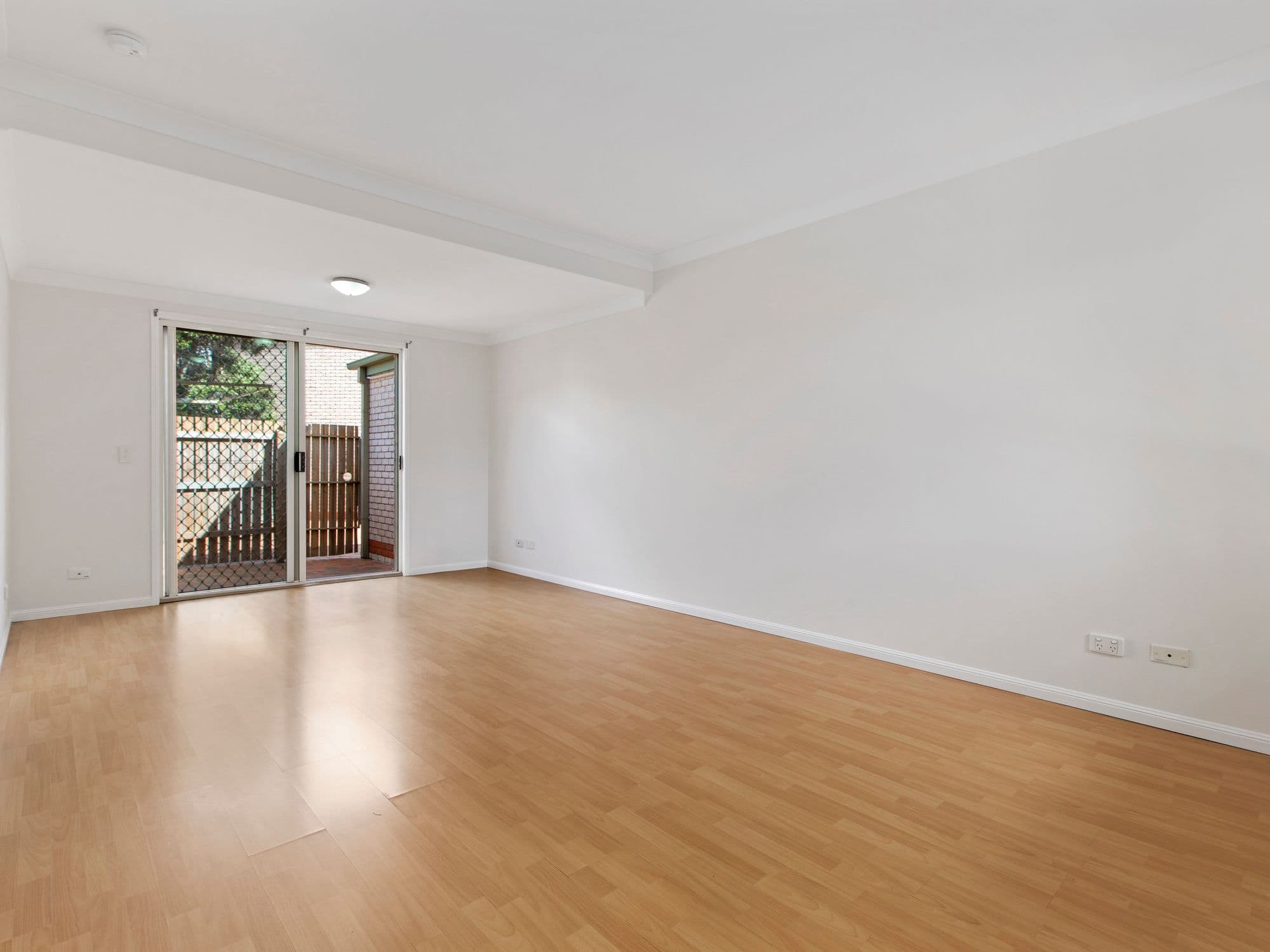 180 Seville Road, Holland Park QLD 4121, Holland Park - Thumbnail 2