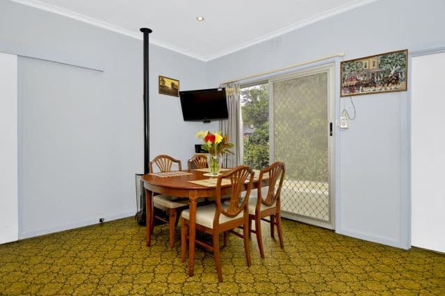 12 Suffolk Street, Reservoir VIC 3073, Reservoir - Thumbnail 5